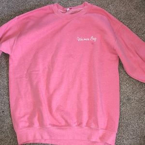 Brandy Melville Waimea Bay crewneck size M